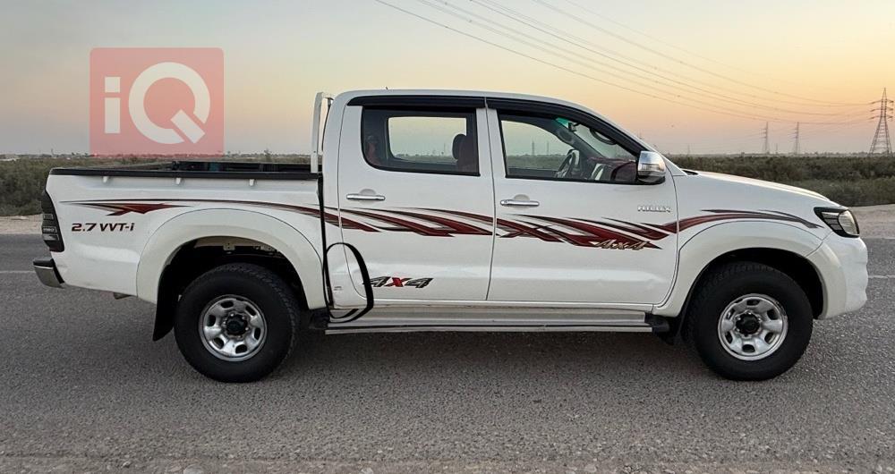 تويوتا هايلوكس